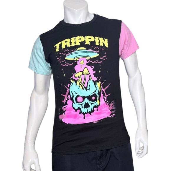 Fresh Laundry Other - Fresh Laundry Trippin UFO Mushroom Skull Colorblock Graphic